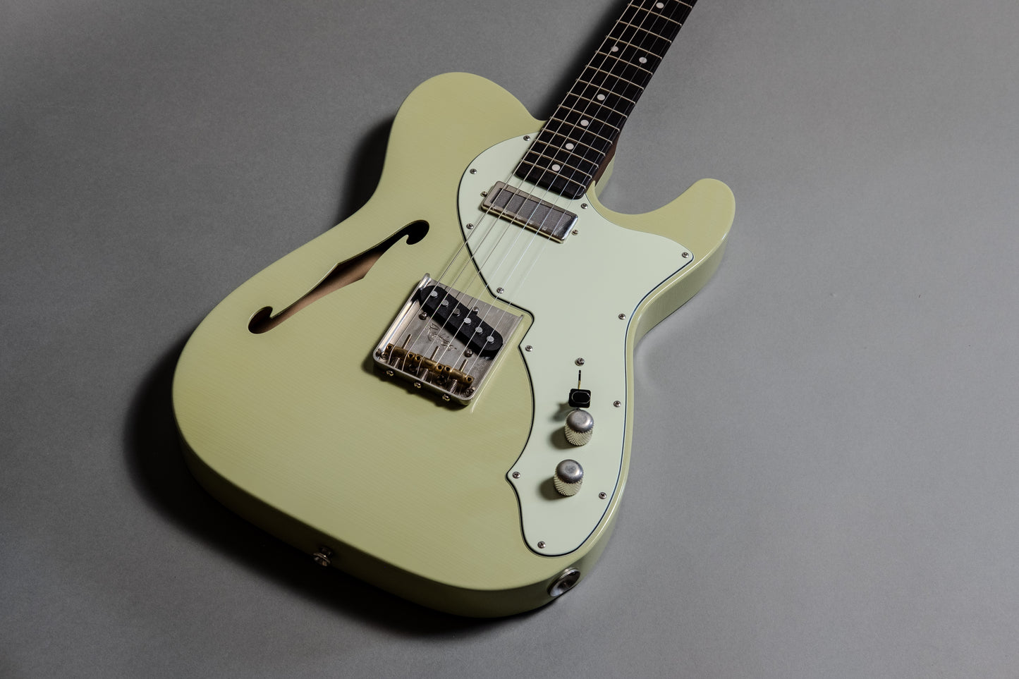 Lewis Parker Guitar Co. - Signature Thinline "T" in Faded Surf Green