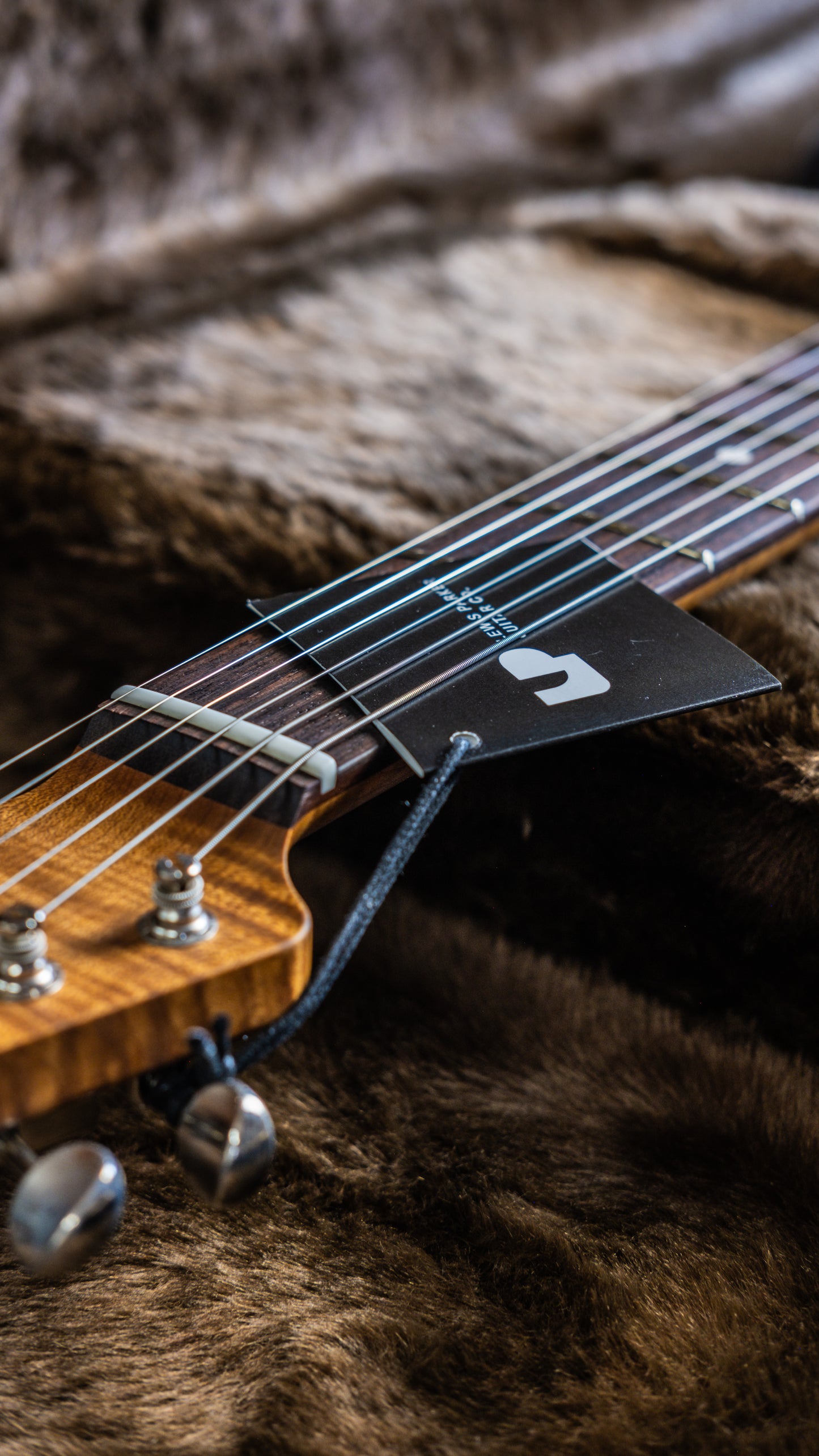 Lewis Parker Guitar Co. - Signature "S" in Charcoal Frost Metallic