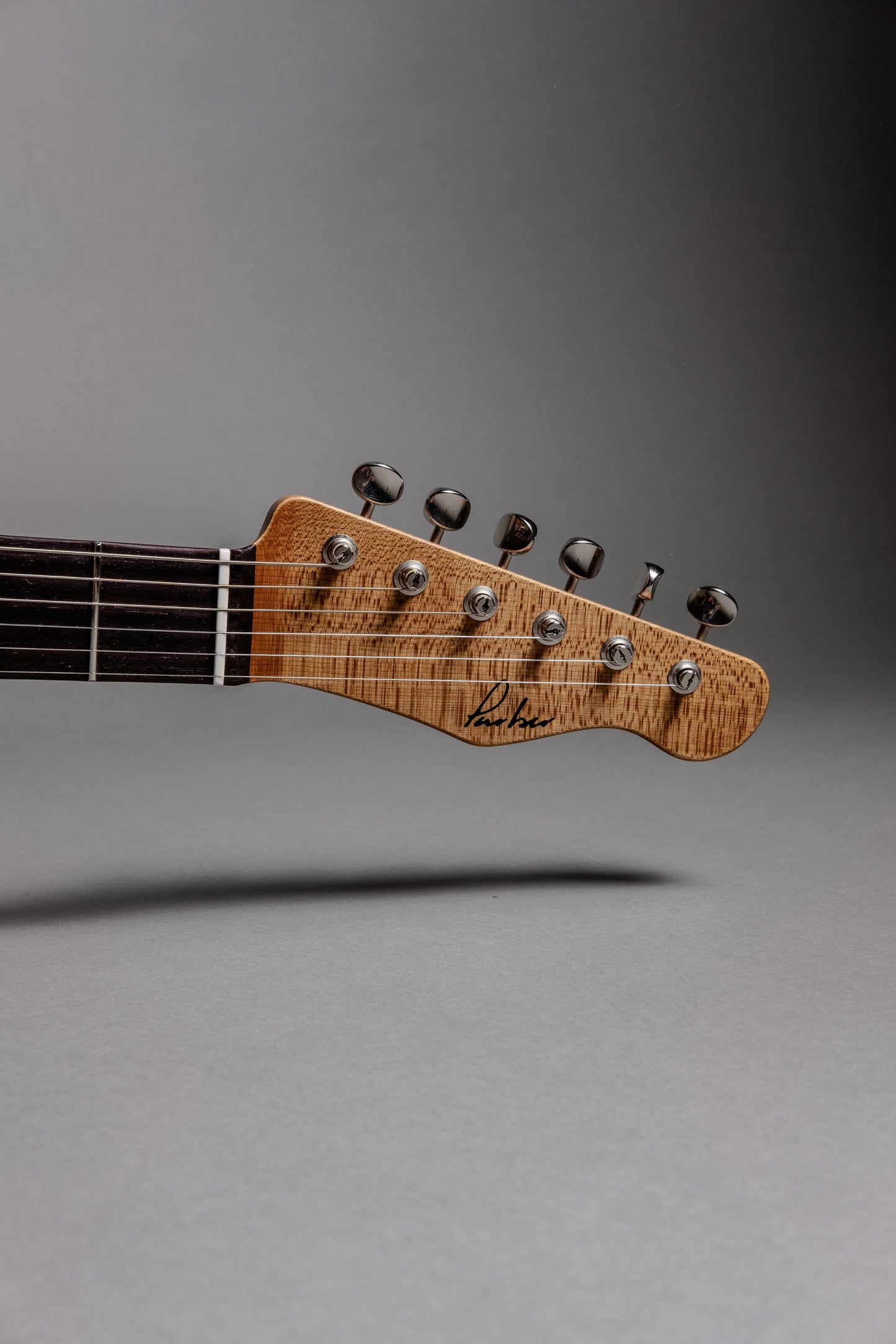 Lewis Parker Guitar Co. - Thinline "T" in Firemist Gold Metallic