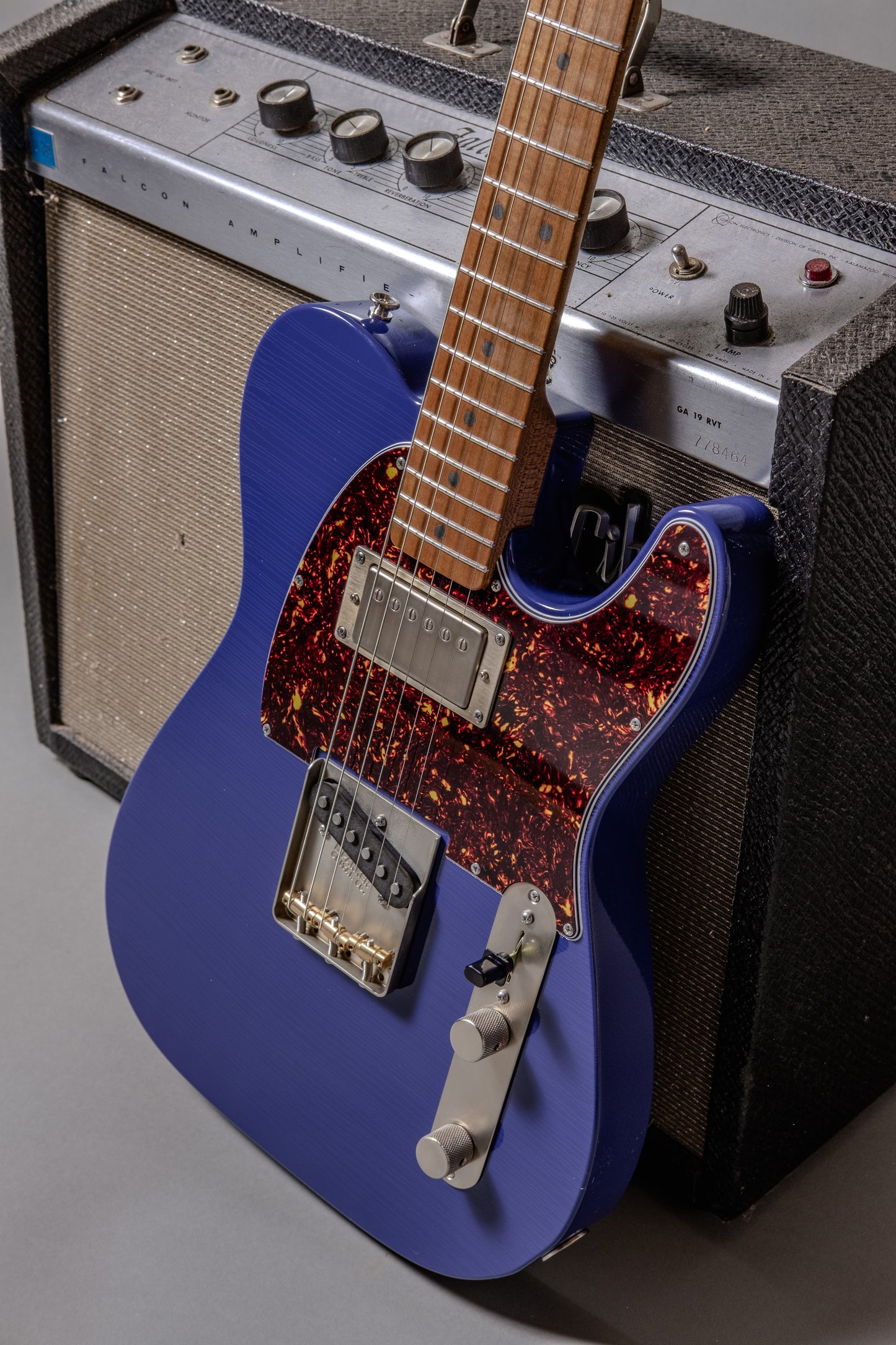 Lewis Parker Guitar Co. - Signature "T" in Custom Colour Starry Night Blue