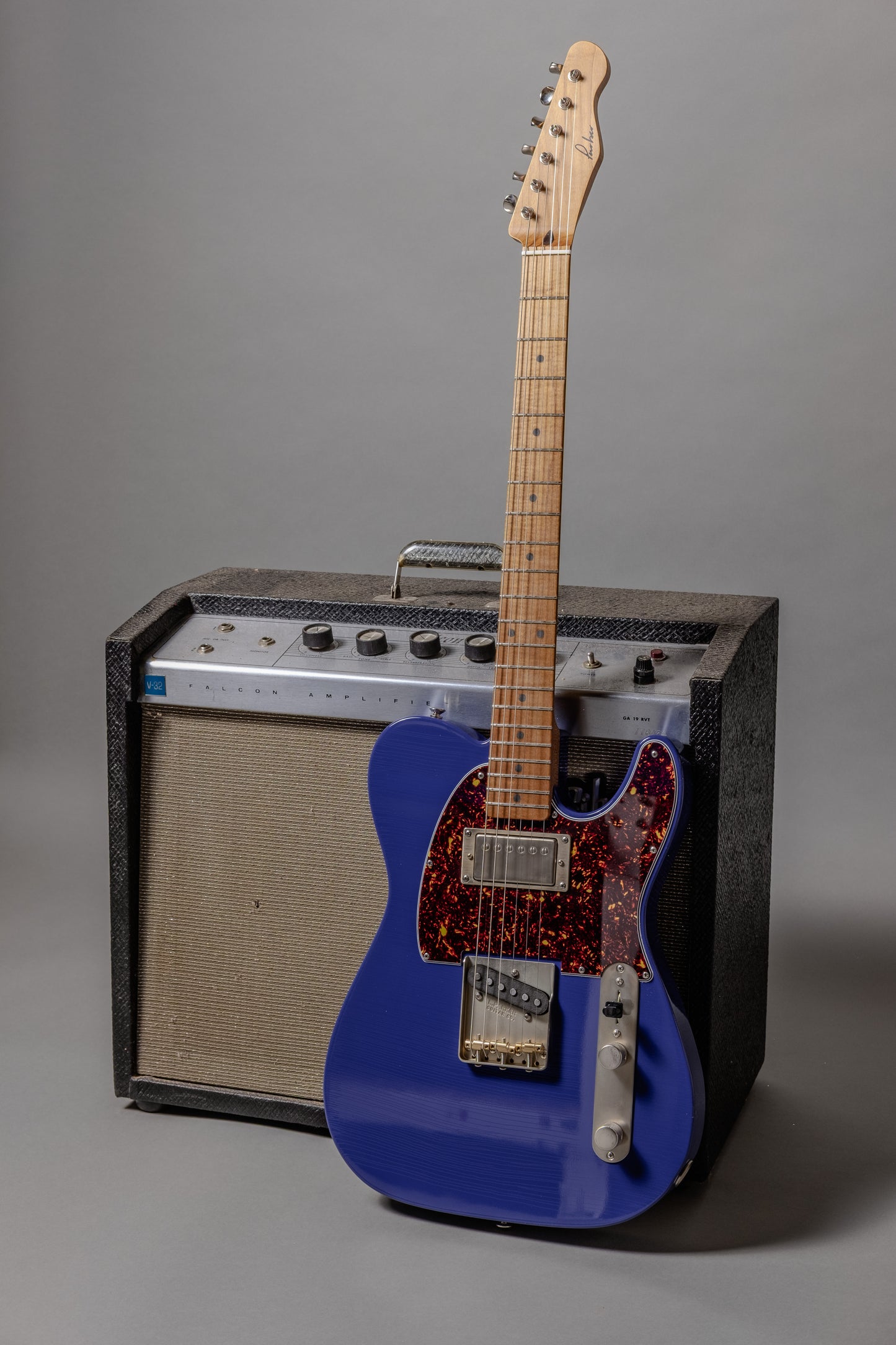 Lewis Parker Guitar Co. - Signature "T" in Custom Colour Starry Night Blue
