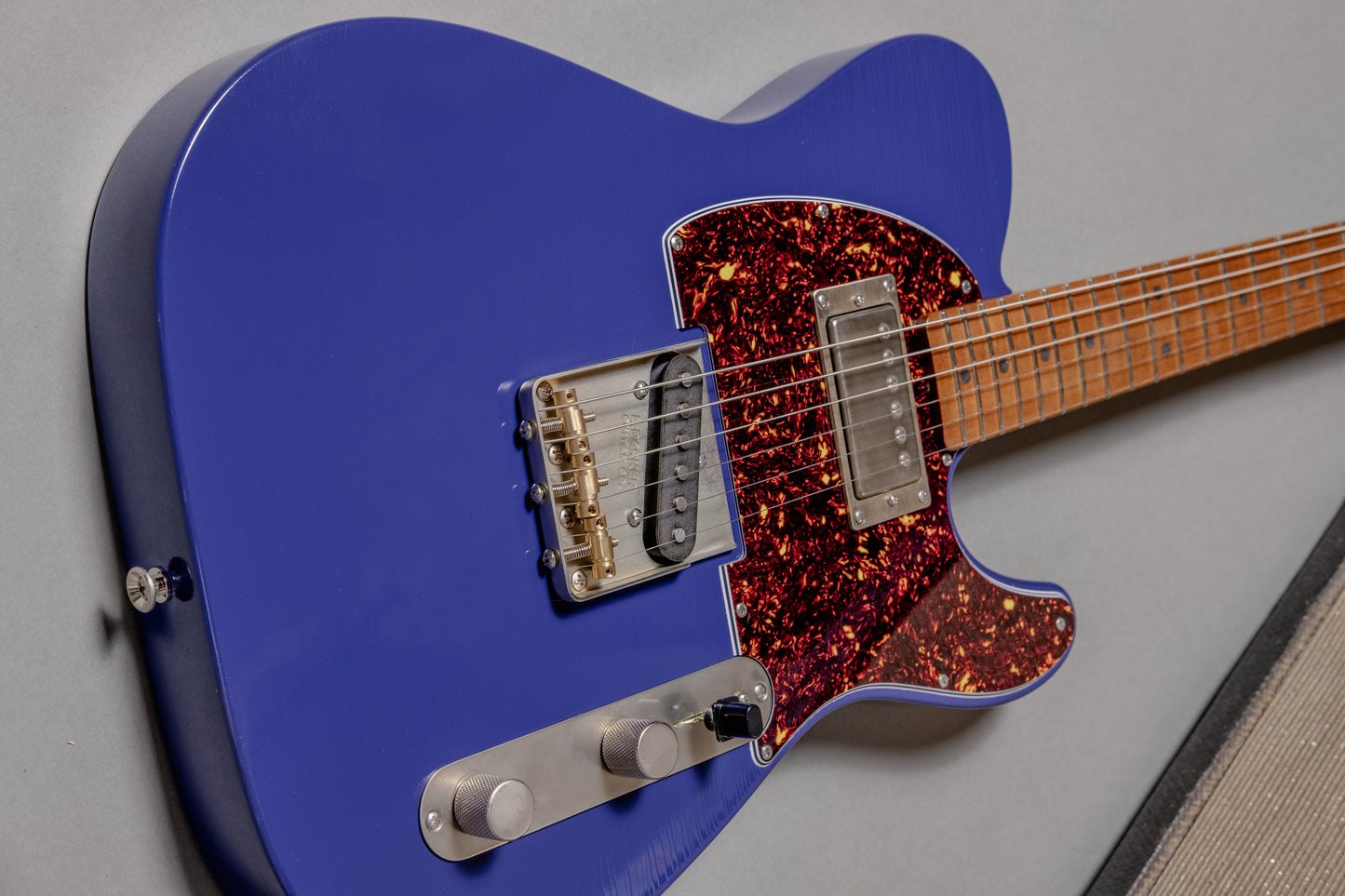 Lewis Parker Guitar Co. - Signature "T" in Custom Colour Starry Night Blue