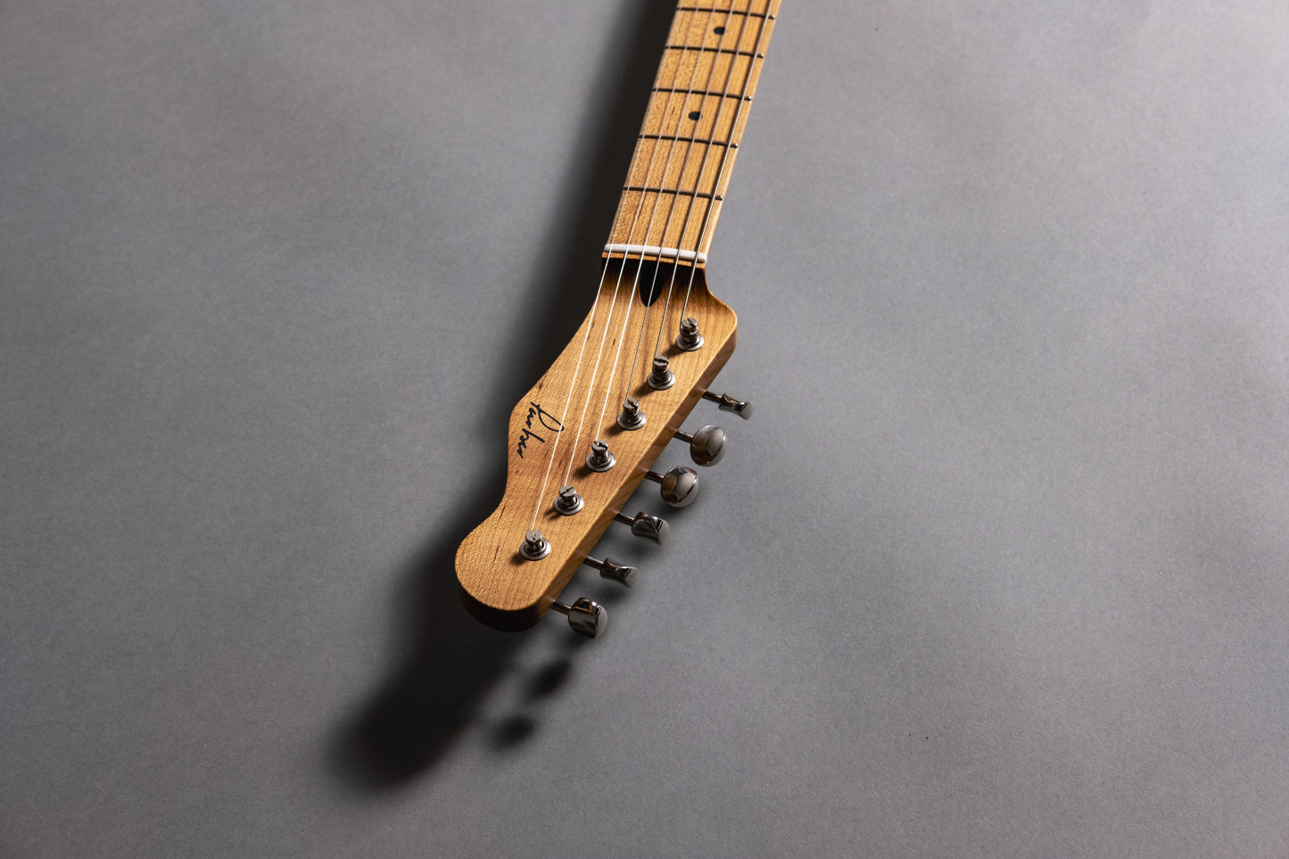 Lewis Parker Guitar Co. - Signature "T" in Custom Colour Strawberry Blonde