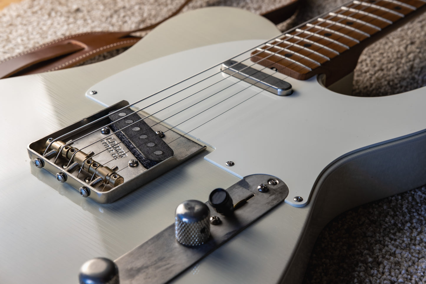 Lewis Parker Guitar Co. - Signature "T" in Custom Colour Strawberry Blonde