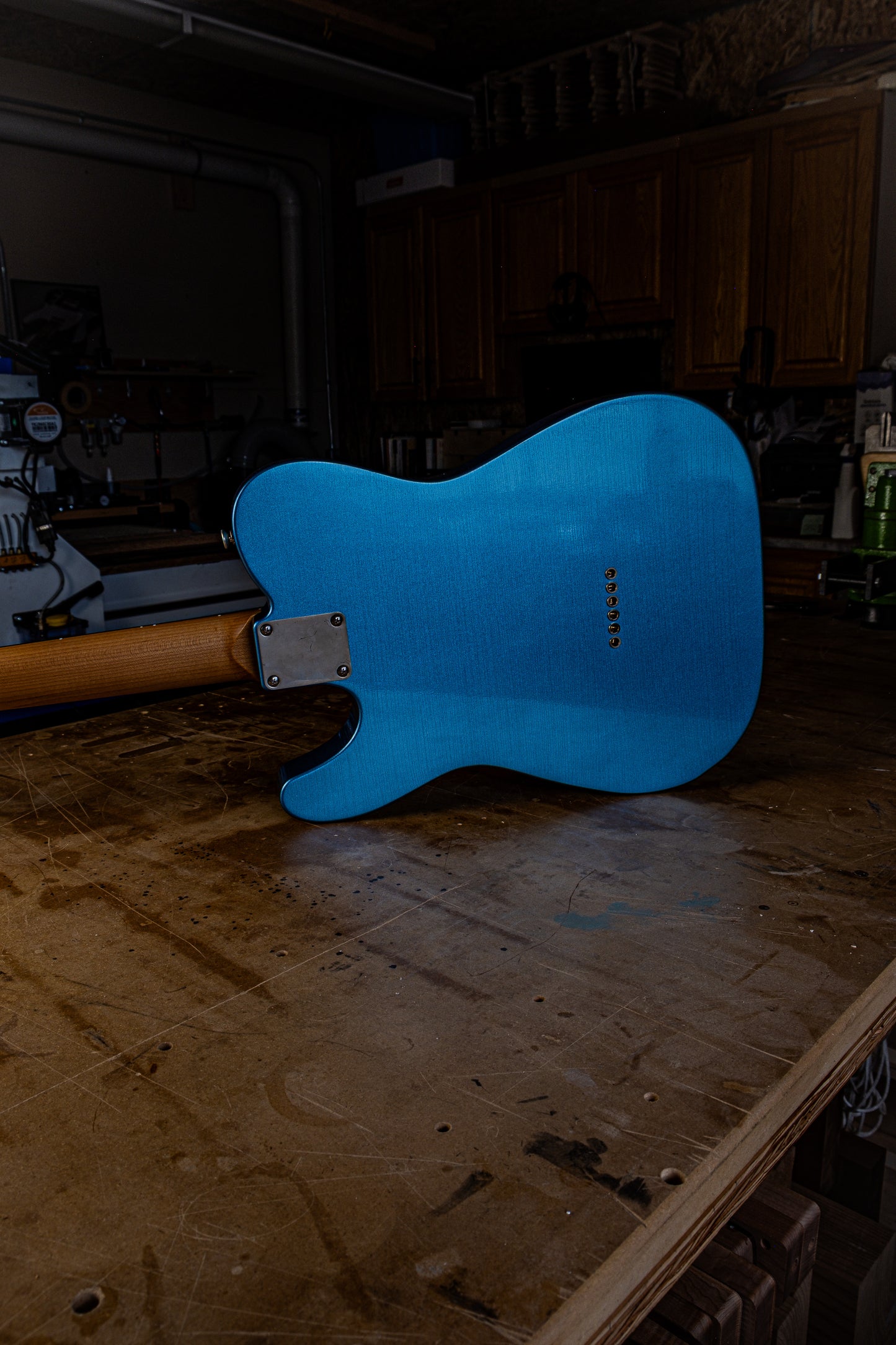 Lewis Parker Guitar Co. - Signature "T" in Lake Placid Blue