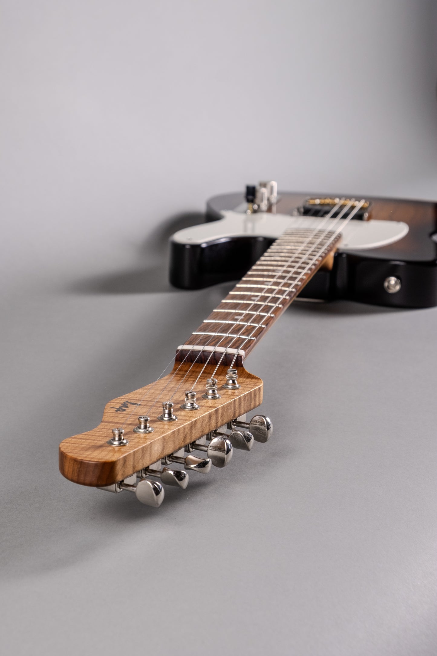 Lewis Parker Guitar Co. - Signature "T" in Two-Tone Sunburst