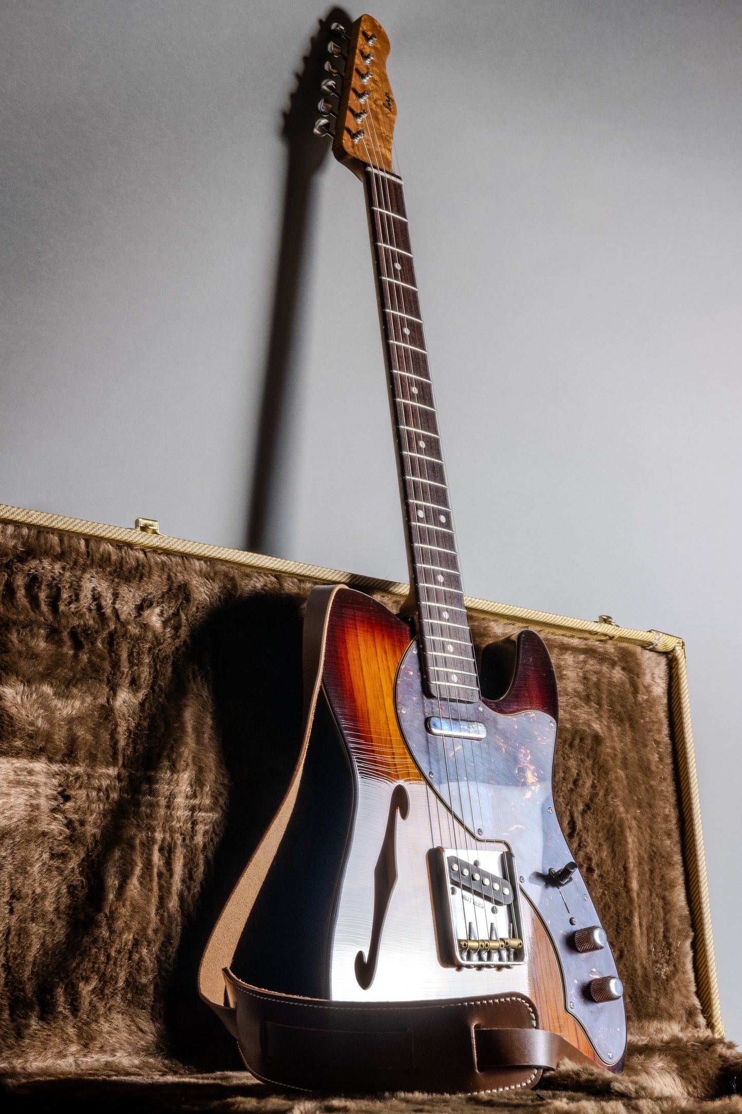 Lewis Parker Guitar Co. - Signature Thinline "T" in Three-Tone Sunburst