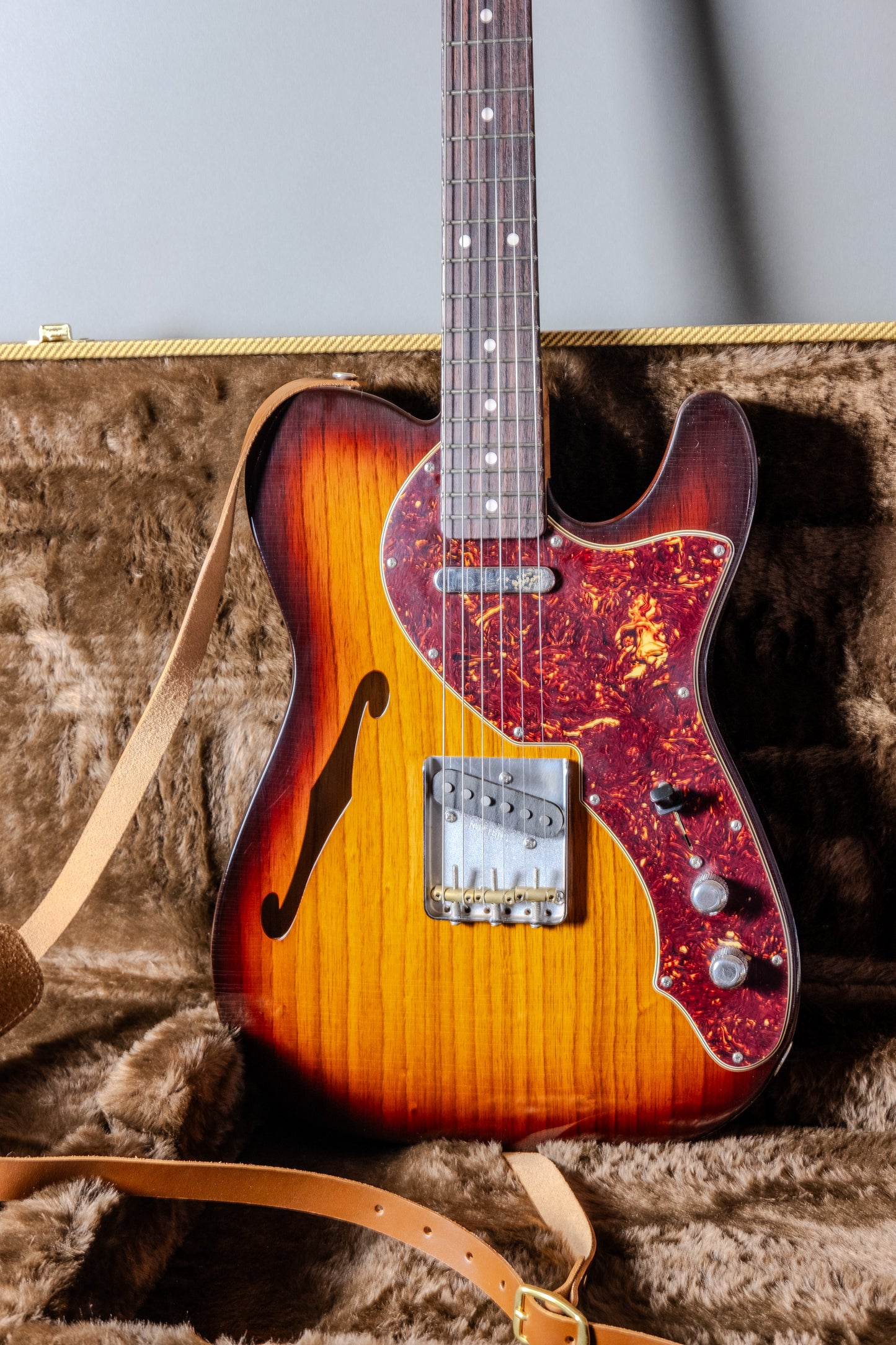 Lewis Parker Guitar Co. - Signature Thinline "T" in Three-Tone Sunburst