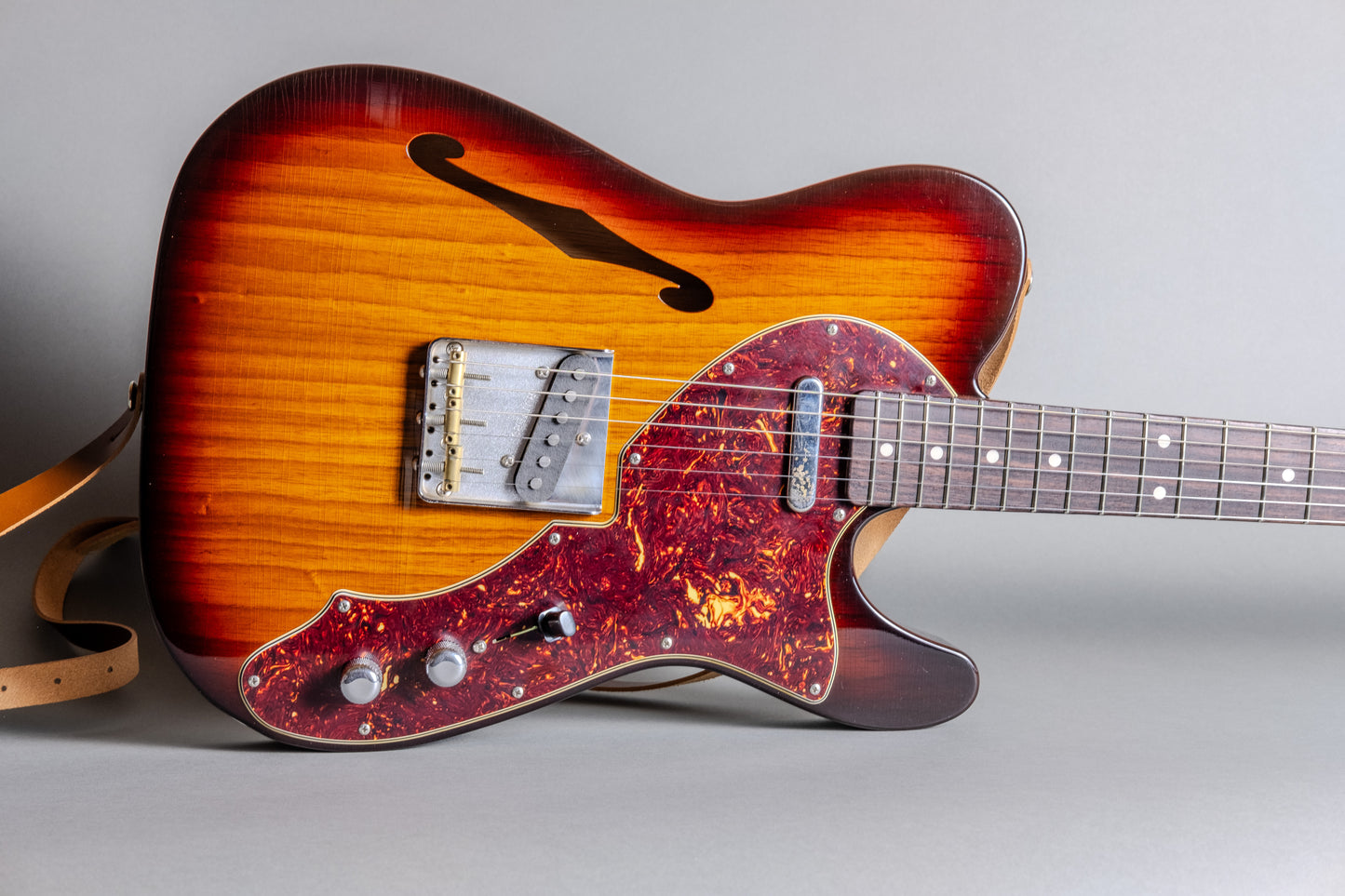Lewis Parker Guitar Co. - Signature Thinline "T" in Three-Tone Sunburst