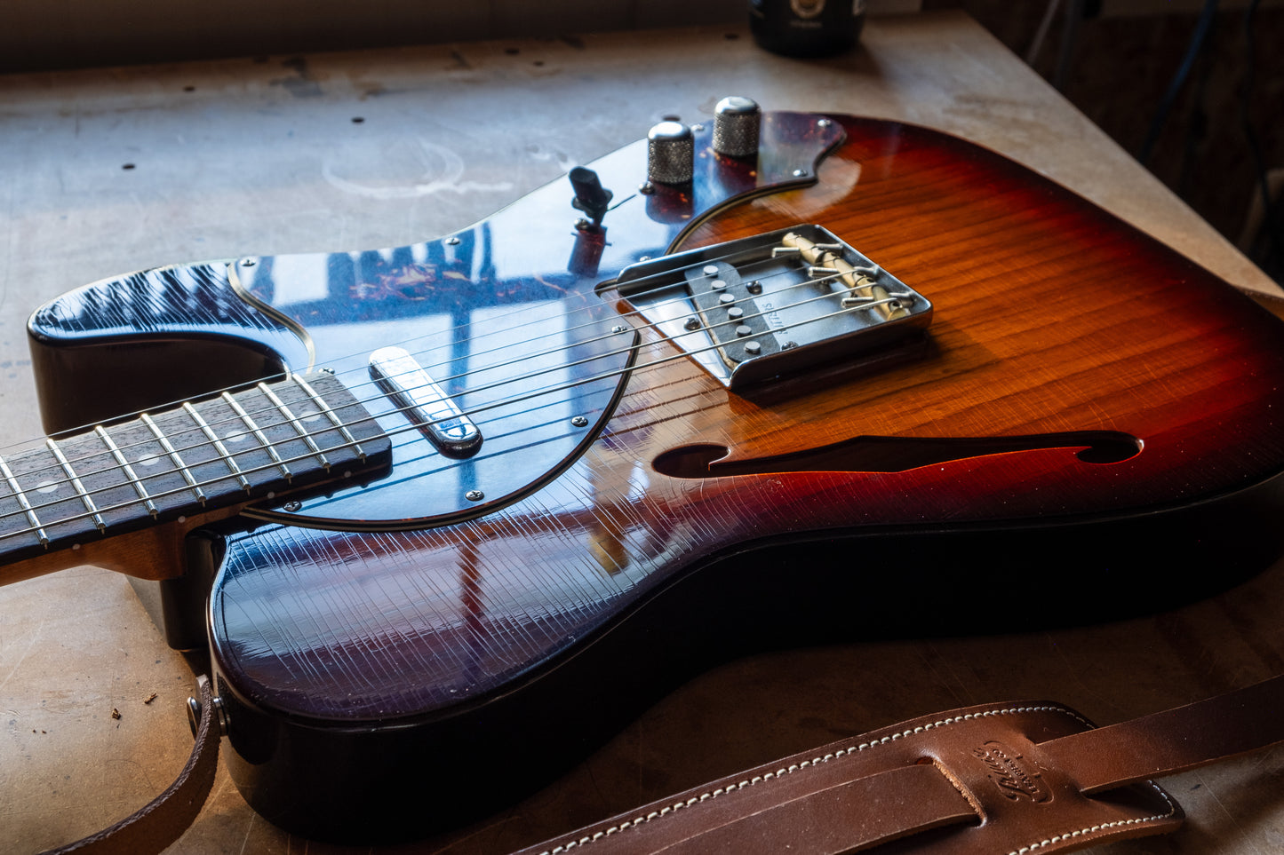 Lewis Parker Guitar Co. - Signature Thinline "T" in Three-Tone Sunburst