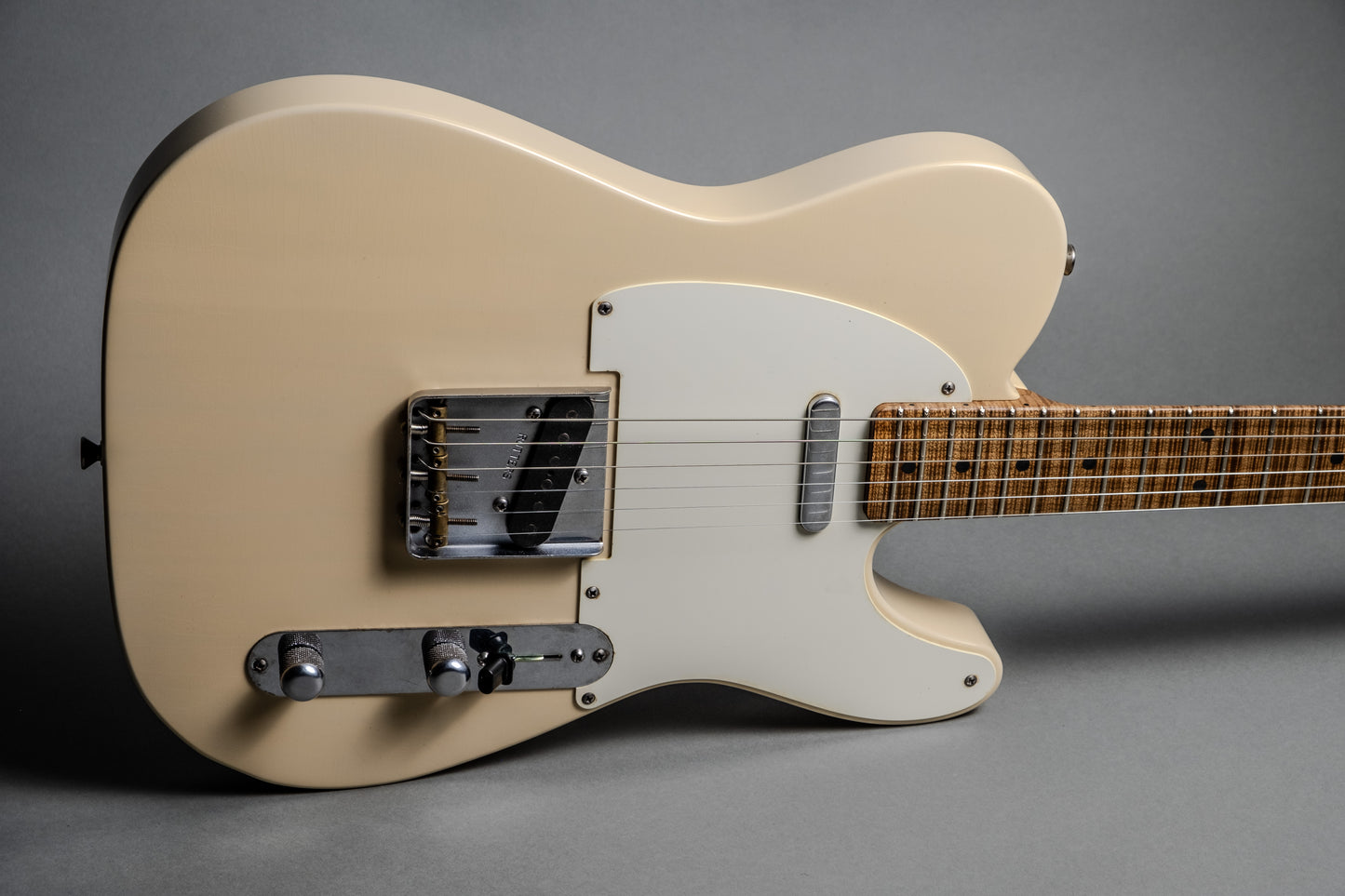 Lewis Parker Guitar Co. - Signature "T" in Custom Colour JC Blonde