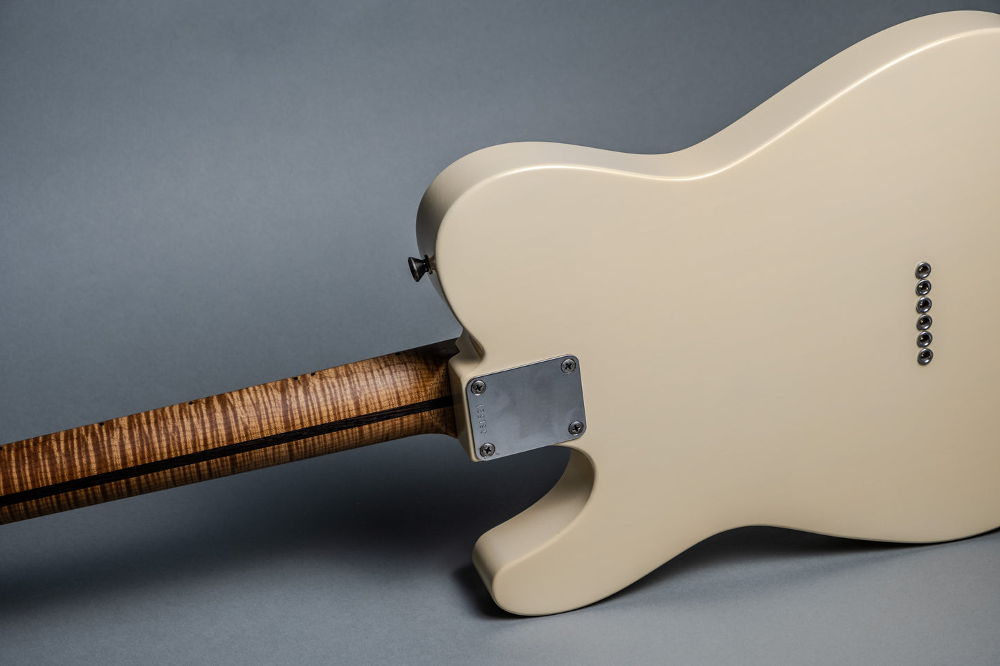 Lewis Parker Guitar Co. - Signature "T" in Custom Colour JC Blonde