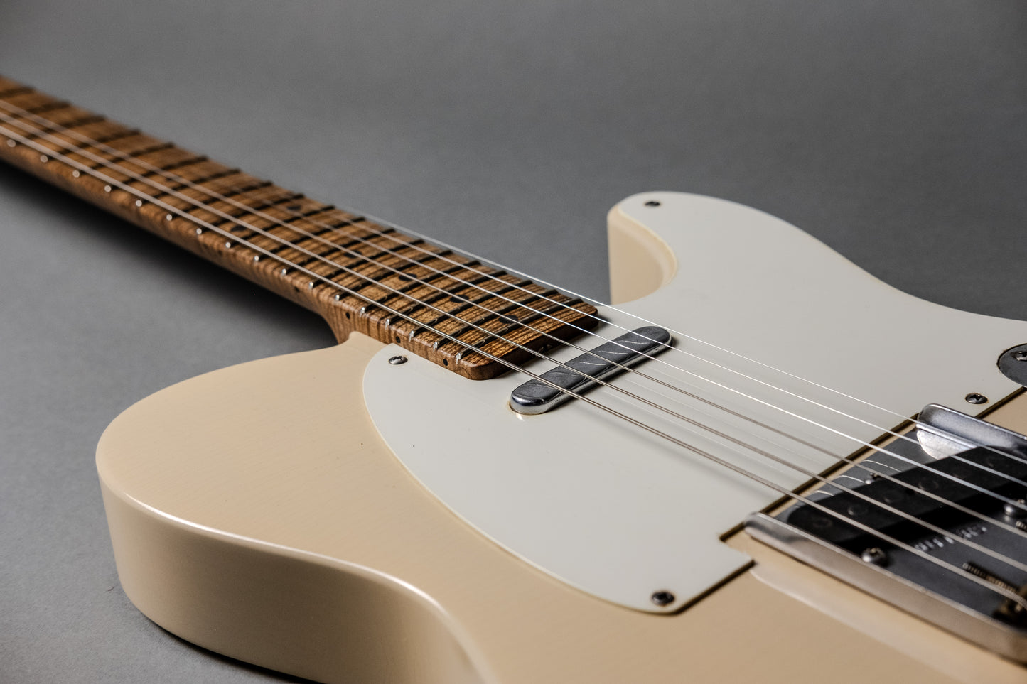 Lewis Parker Guitar Co. - Signature "T" in Custom Colour JC Blonde