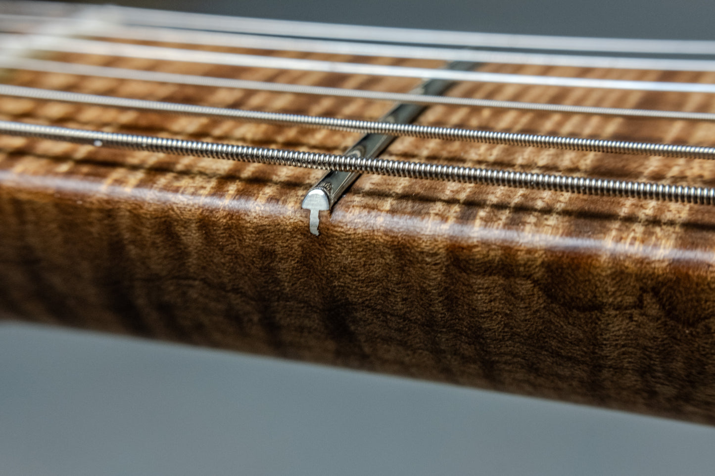 Lewis Parker Guitar Co. - Signature "T" in Custom Colour JC Blonde