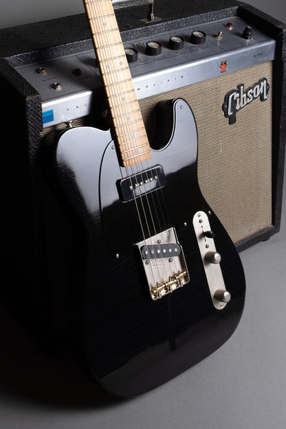 Lewis Parker Guitar Co. - Signature "T" in Piano Black