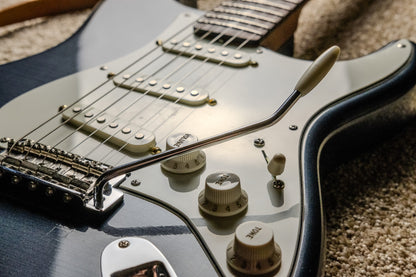 Lewis Parker Guitar Co. - Signature "S" in Charcoal Frost Metallic