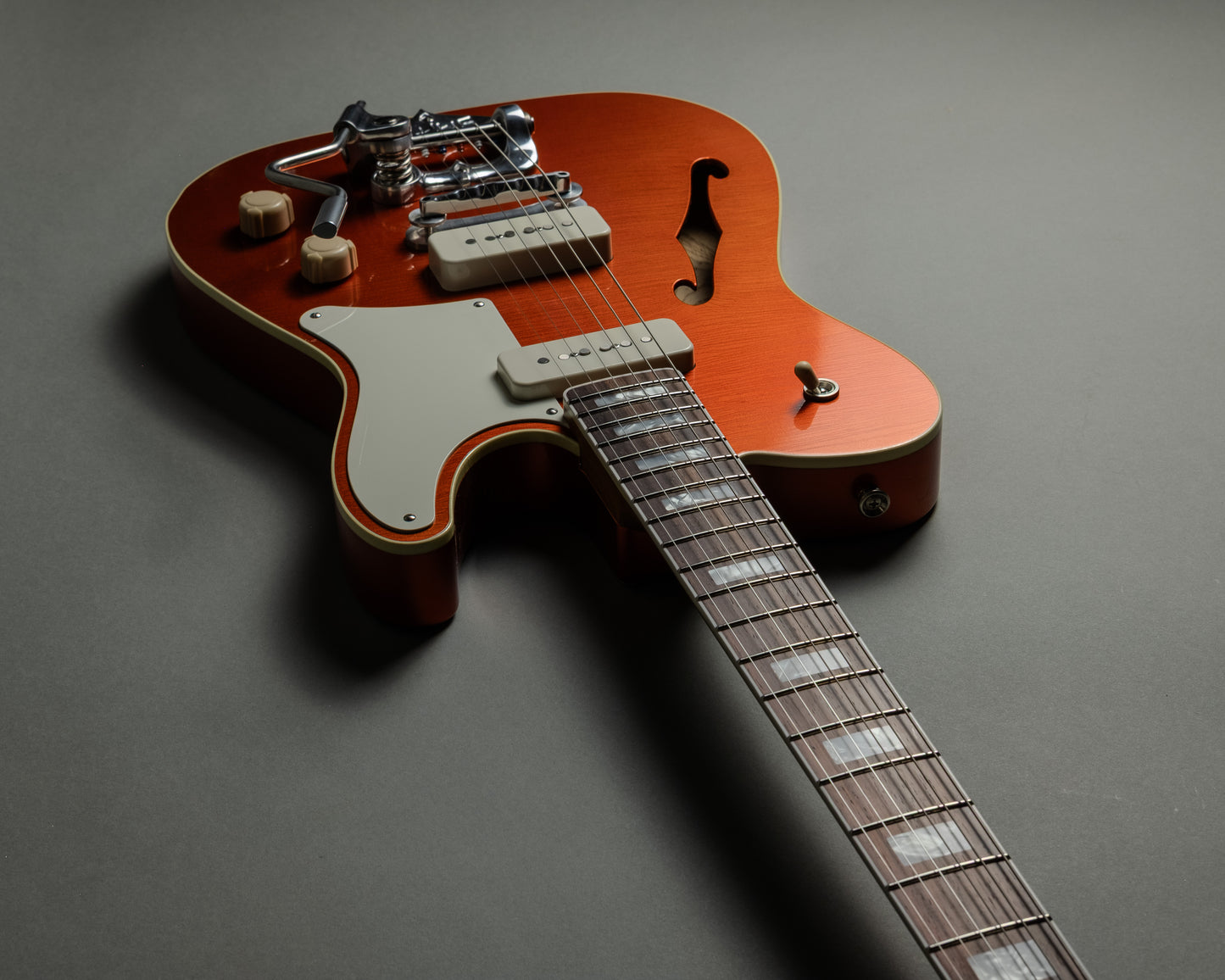 Lewis Parker Guitar Co. - Thinline "T" in Faded Candy Apple Red