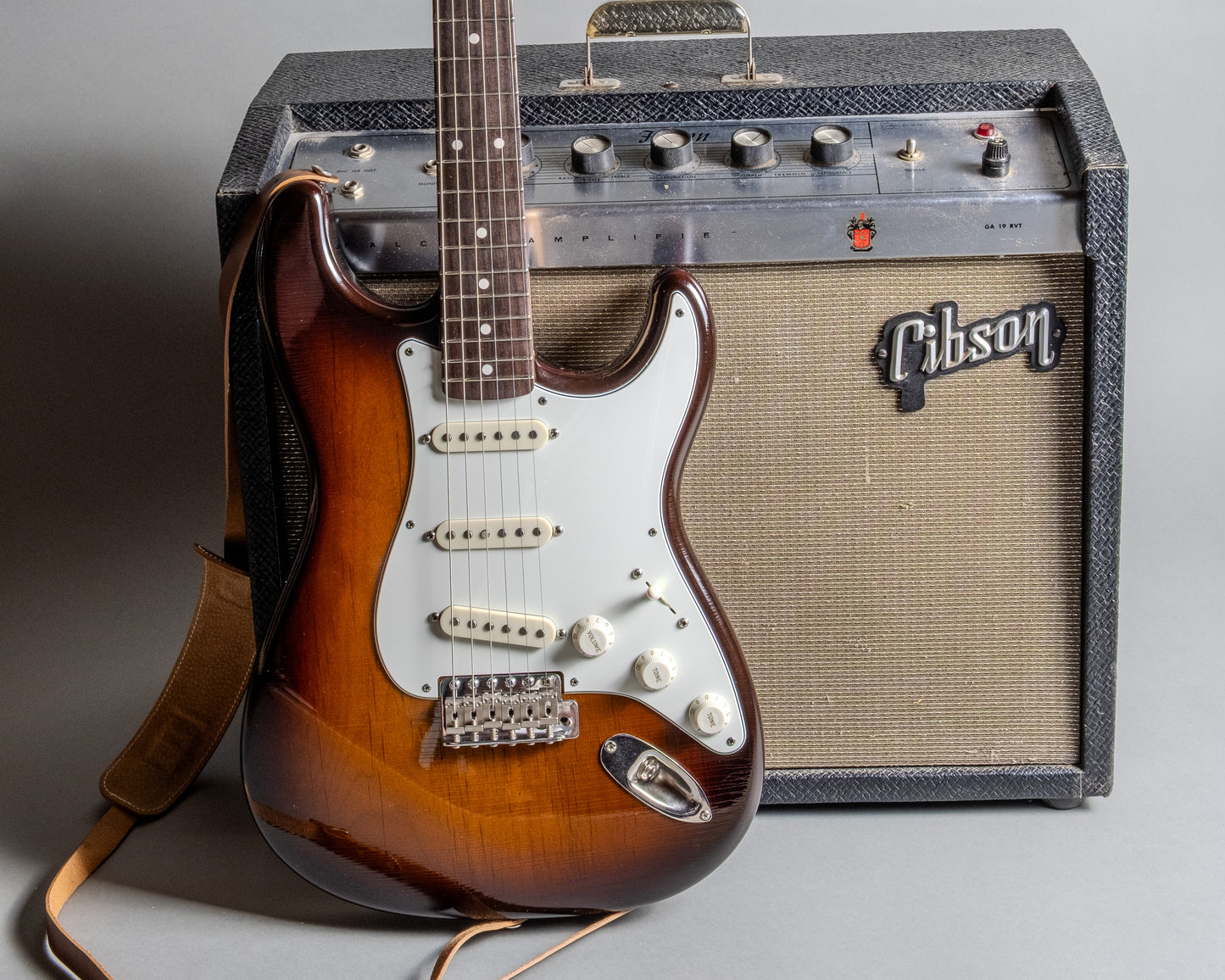 Lewis Parker Guitar Co. - Signature "S" in Tobacco Sunburst