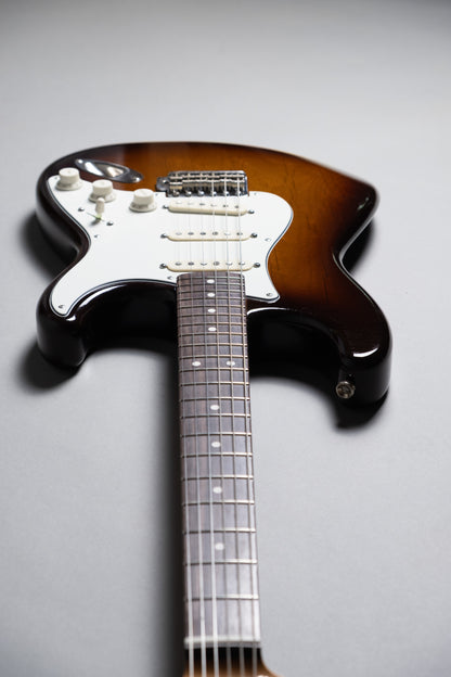 Lewis Parker Guitar Co. - Signature "S" in Tobacco Sunburst