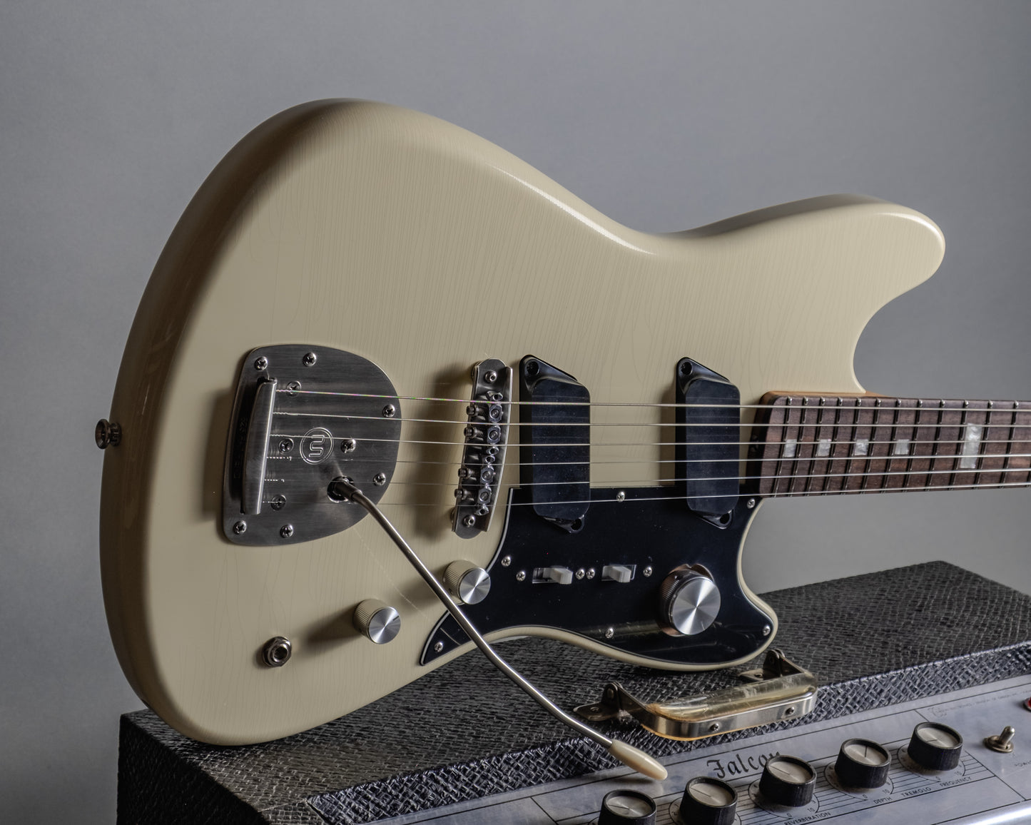 Lewis Parker Guitar Co. - 1448-S in Nicotine White