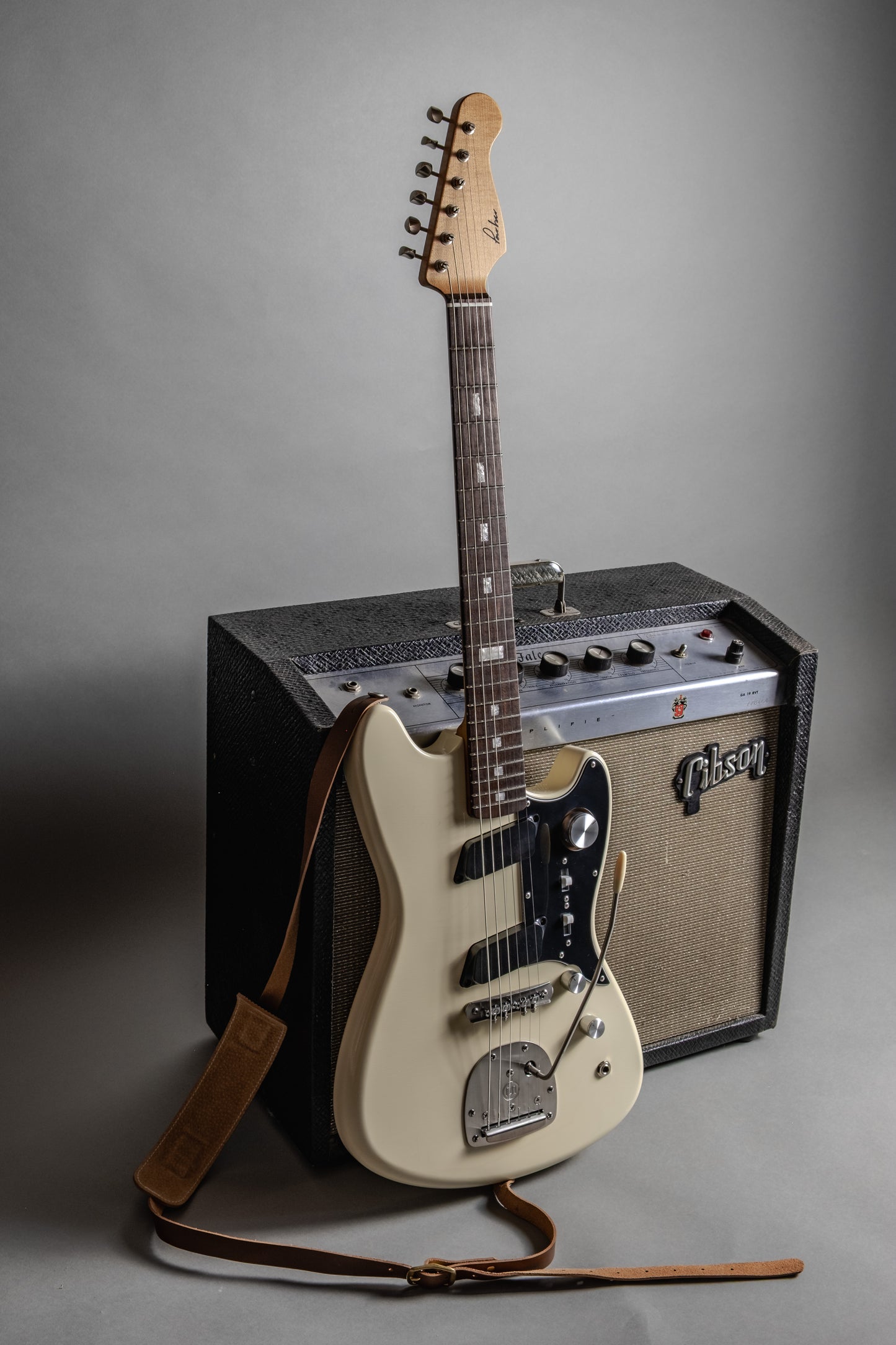 Lewis Parker Guitar Co. - 1448-S in Nicotine White